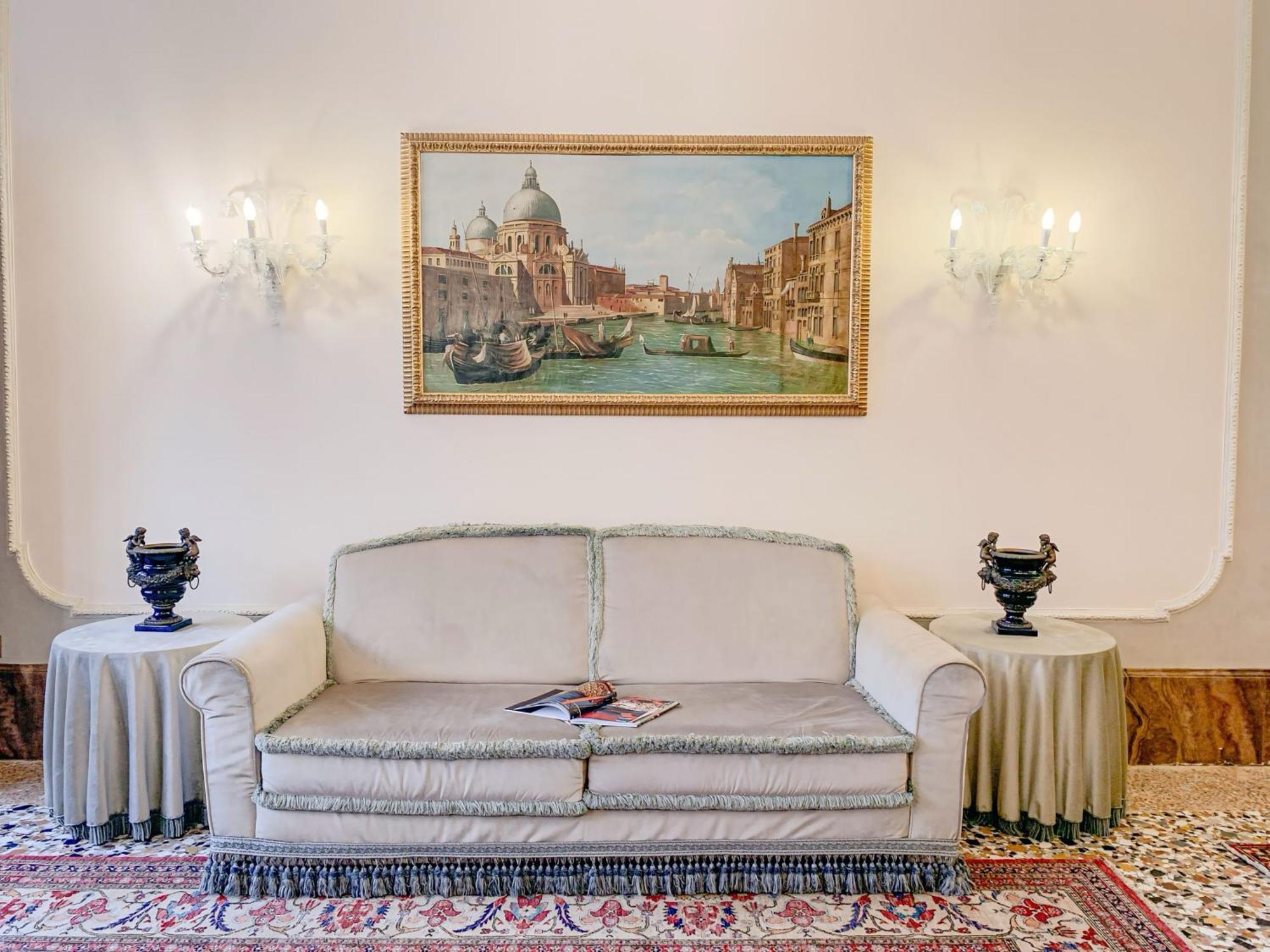 Ai Cavalieri Di Venezia Hotel 4*