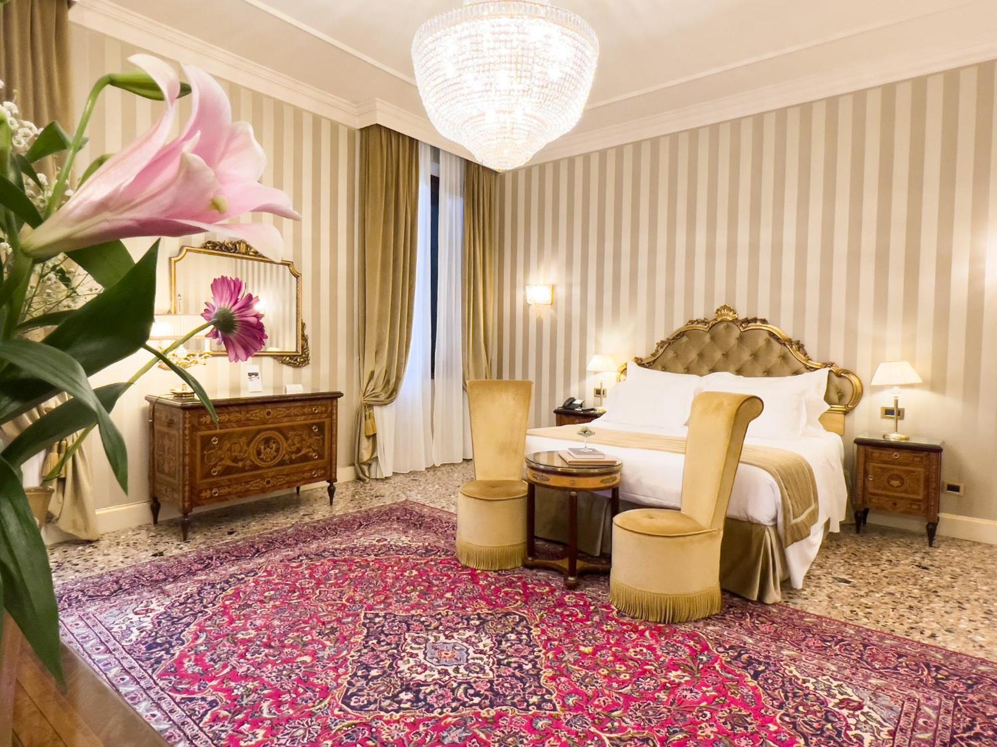 Hotel Ai Cavalieri Di Venezia 4*